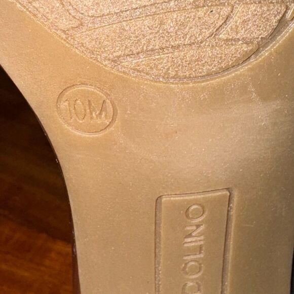 BANDOLINO Womens Silver Ankle Strap Comfort Glitter Padded Armory Round Toe sz10 - Picture 9 of 10